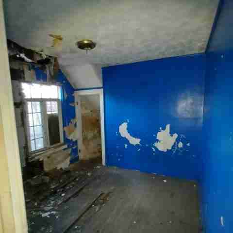 15045 manor (55).jpg